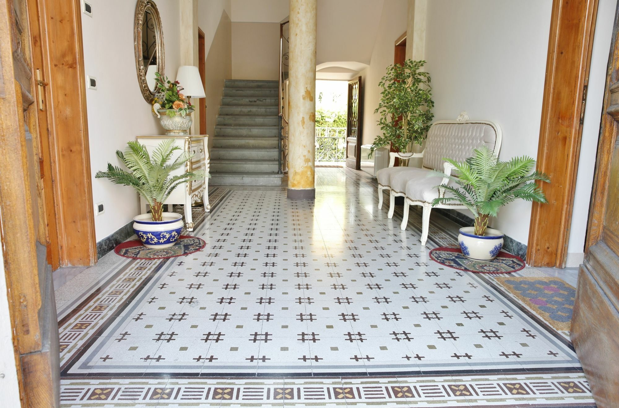 Lucca Relais Bed & Breakfast Luaran gambar